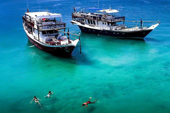 Sail through the stunning waters of Dibba aboard a traditional dhow enjoying lunch and invigorating swims amidst breathtaking views of the Arabian Sea and its hidden treasures.